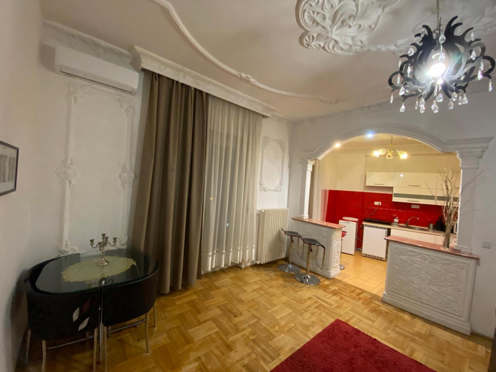 Apartment And Rooms Heart Of The City Budapesta Exterior foto