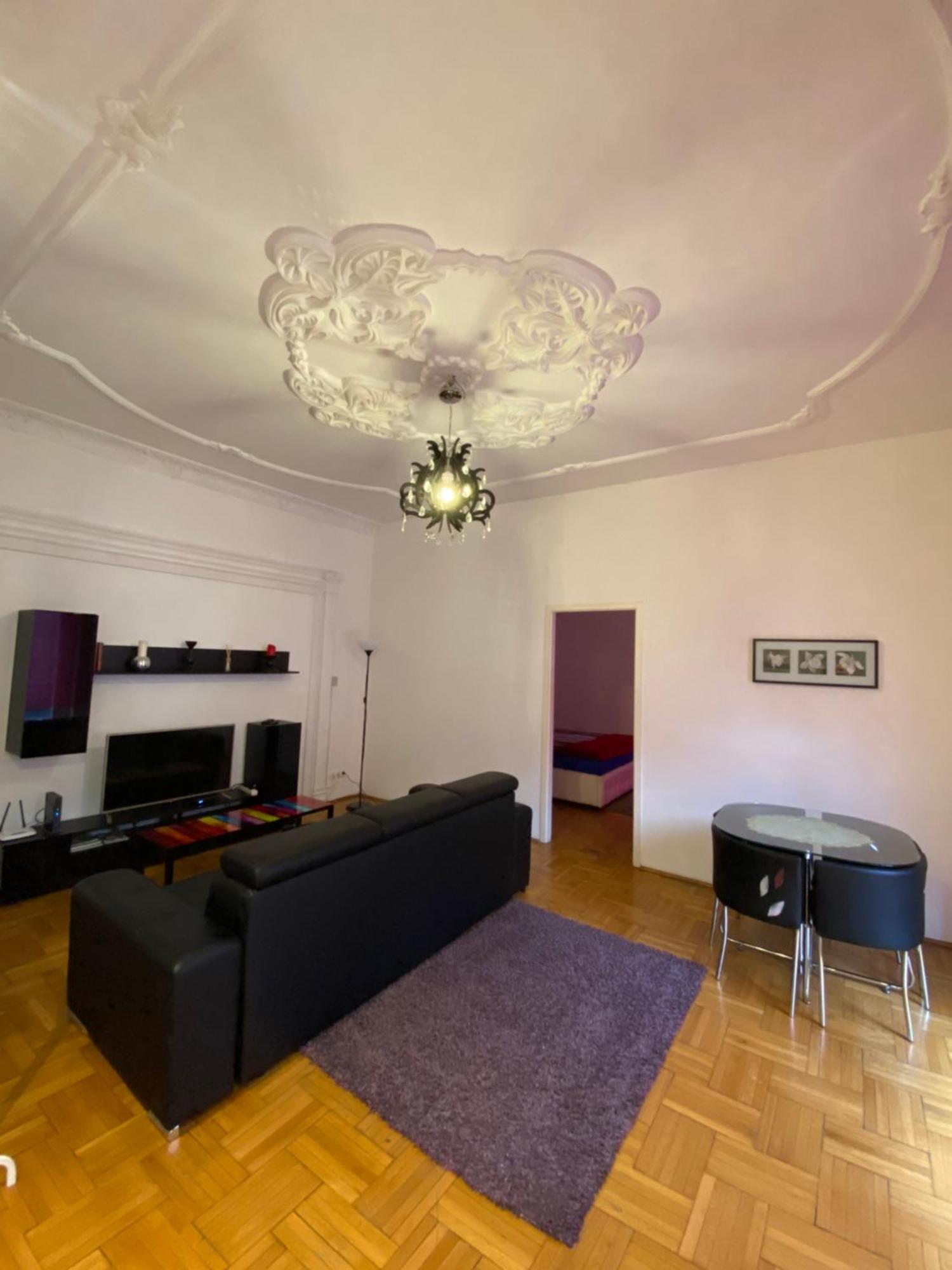 Apartment And Rooms Heart Of The City Budapesta Exterior foto