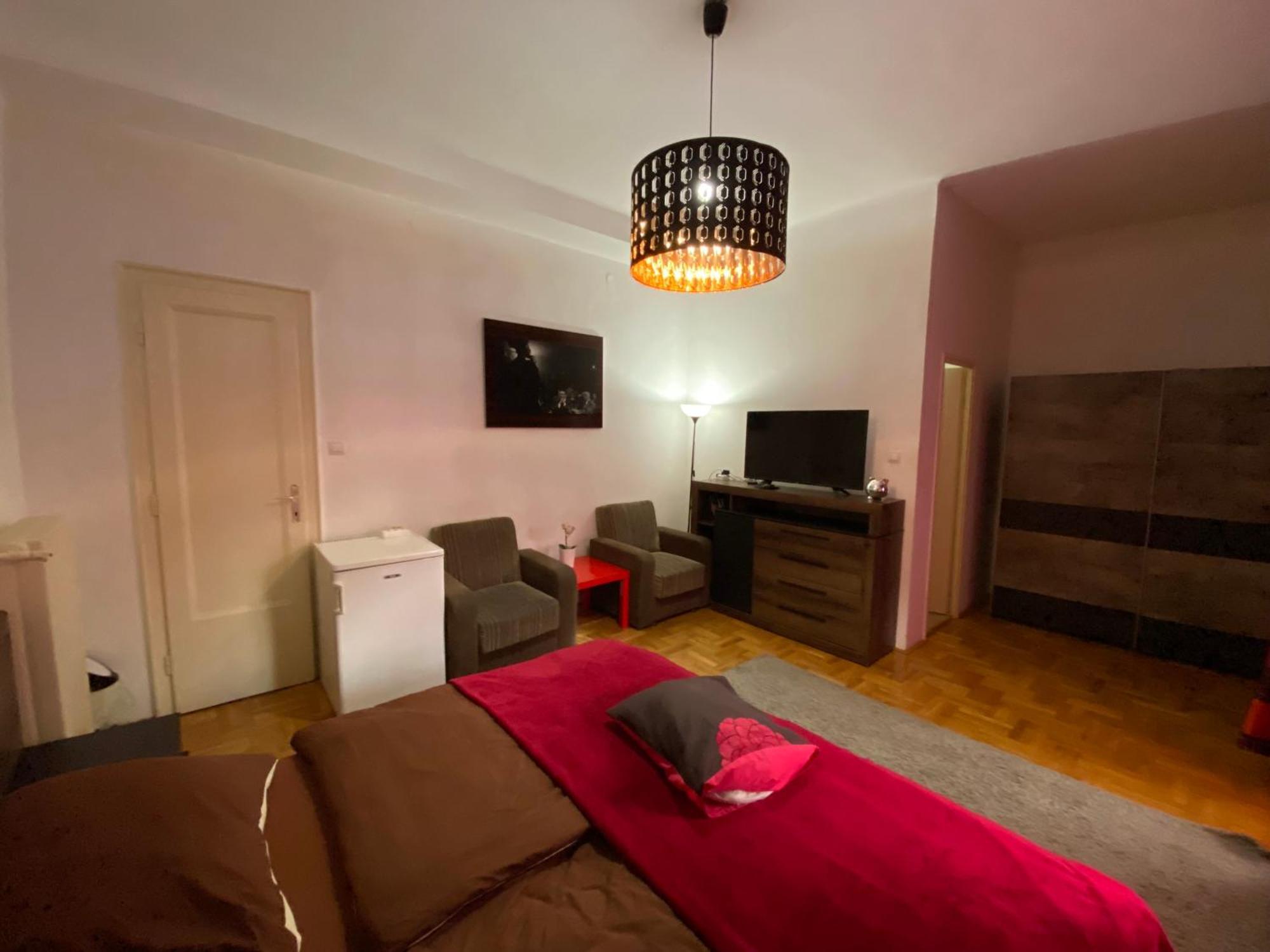 Apartment And Rooms Heart Of The City Budapesta Exterior foto